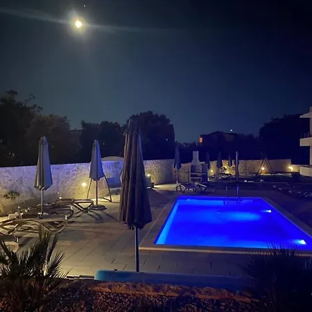 Apartamento 1oak Vir