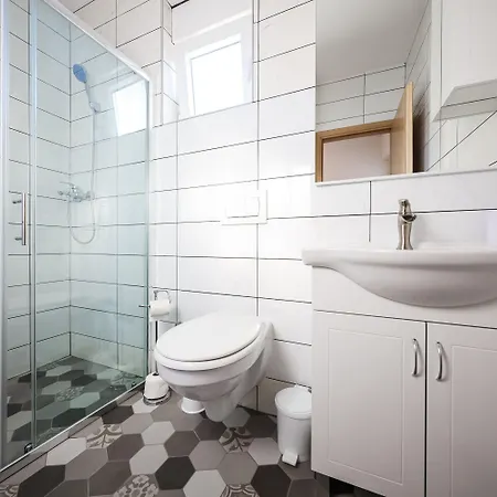 1oak Apartment
